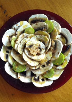 Una foto de Carpaccio de champignons