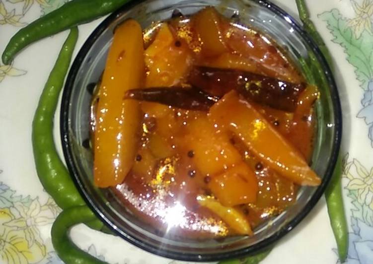 Recipe of Any-night-of-the-week Sweet and spicy Mango curry