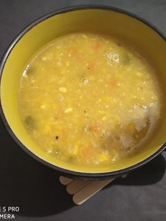 સ્વીટ કોર્નં સૂપ (Sweet Corn Soup Recipe In Gujarati) રેસીપી મુખ્ય ફોટો