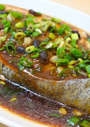 紅麴腐乳蒸鱈魚 的食譜成品照片