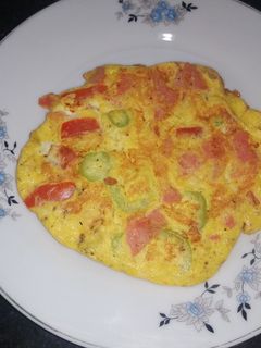 صورة لوصفة بيض بالخضار🥚🍅🌶️