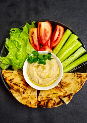 A picture of Babaghanoush/ Smoky eggplant dip.