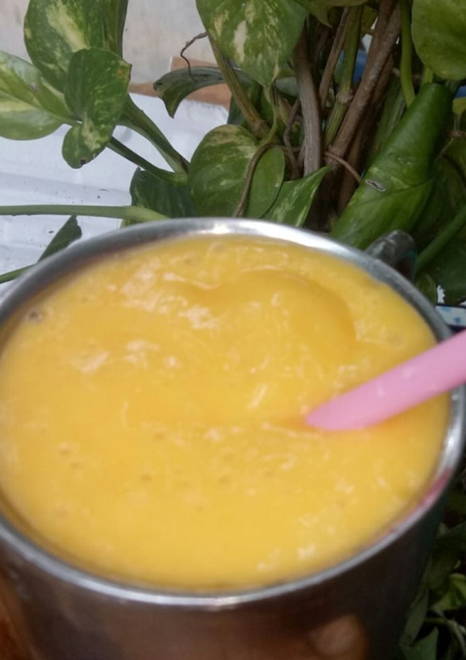 மேங்கோ மில்க்க்ஷேக் செய்முறை முக்கிய புகைப்படம்