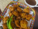 कुट्टू आलू लच्छा पकौड़ी