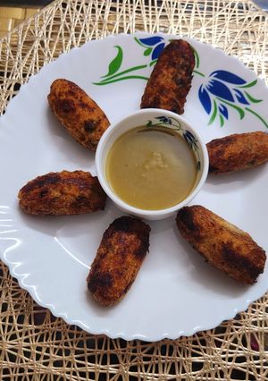 A picture of Red poha cutlets.
