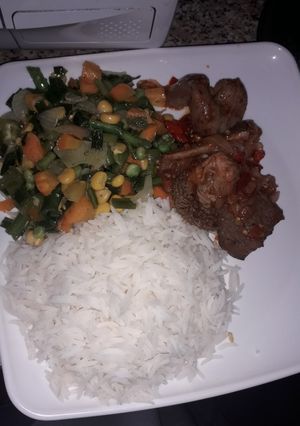 A picture of Basmati rice.