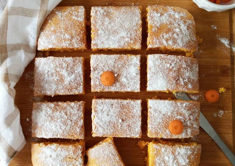 Bolo de cenoura húmido