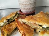 Empanada de Hojaldre con Sardinas, Calabacín y Huevo Cocido