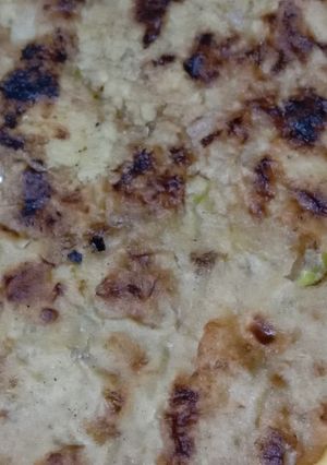 A picture of Aloo parantha.