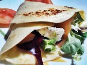 Una foto de relleno para crepes salados