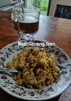 Gambar Nasi Goreng Ikan