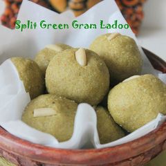 A picture of Green Gram Ladoo.