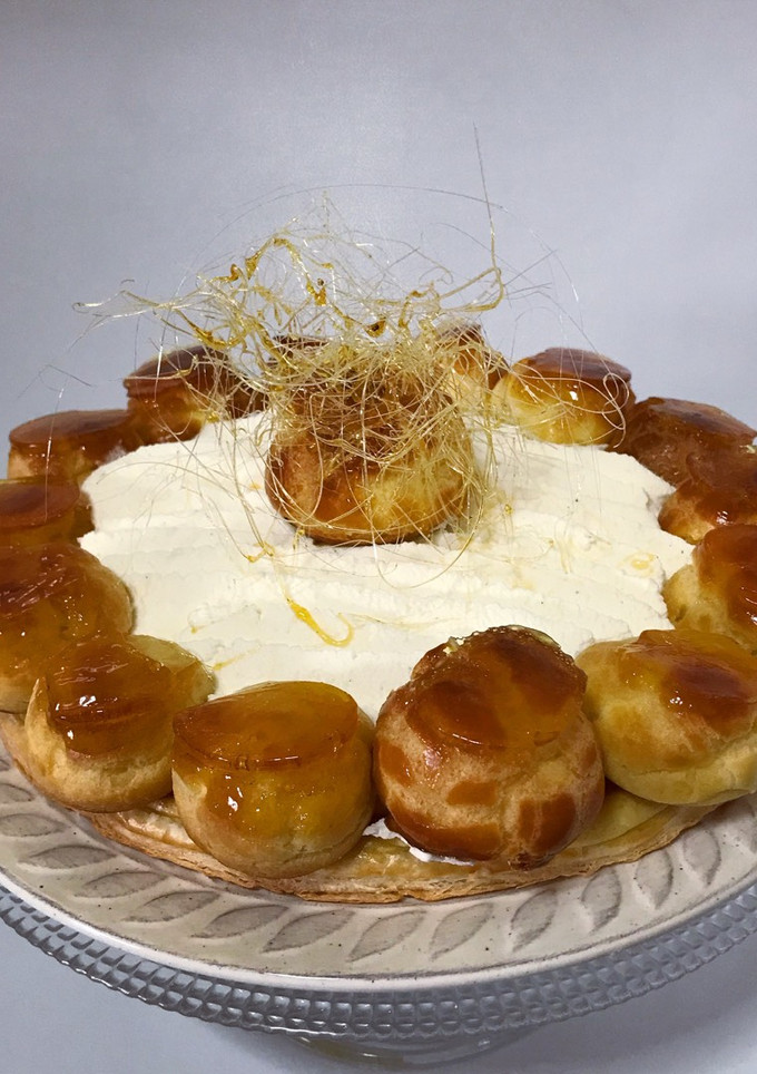 Una foto de Tarta Saint honoré