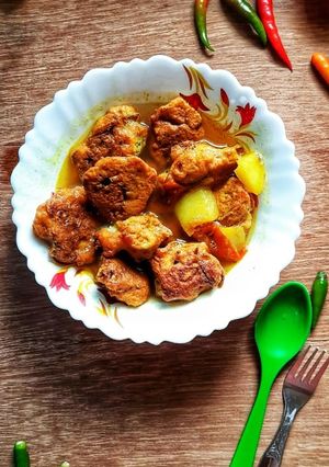 ডিমের বড়ার ঝোল রেসিপির প্রধান ছবি