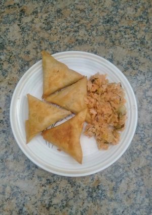 A picture of Mild Samoosas.