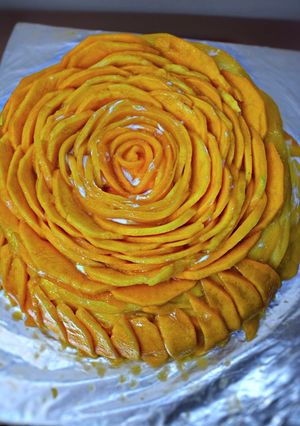 A picture of Rose Mango Cake.