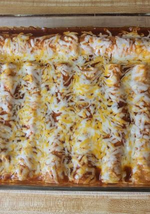 A picture of Lee's Simple Ground Beef Enchiladas.