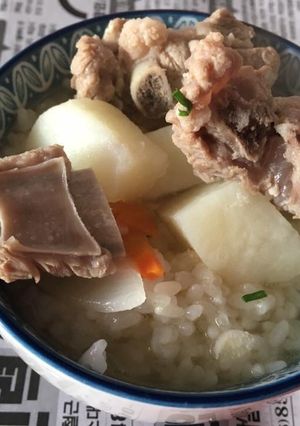 Hình của món Canh sườn khoai tây.