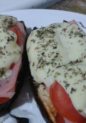 Una foto de #CocinaRápidayFácil: Berenjenas a la napolitana!