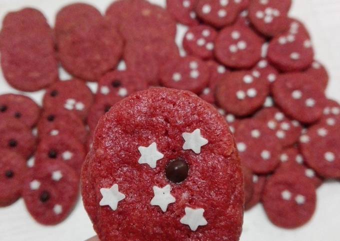 Red velvet cookies