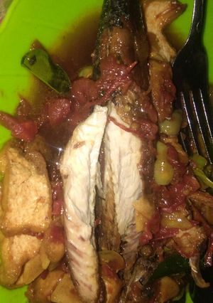 Foto resep Tumis tahu ikan peda