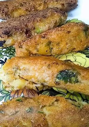 A picture of Potato@Chicken Cutlats Made by Shaheen Ali.