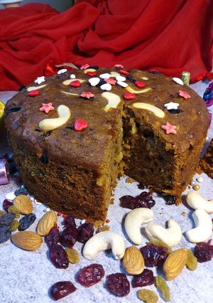 A picture of Eggless Christmas Plum Cake (No Rum).