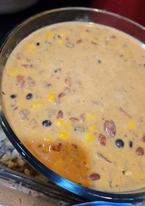A picture of Cheesy Taco Soup.