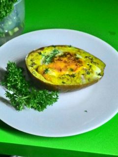 Foto resep Alpukat isi telor panggang