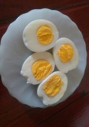 Foto resep Trik merebus telur matang dalam 5 menit