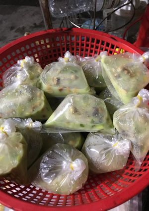 Hình của món Chè bơ sửa chuối.