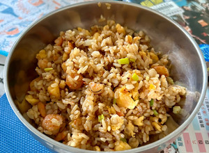 蝦仁蛋炒飯 的食譜成品照片