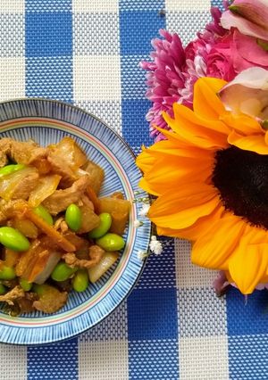 【台式家常】🇹🇼毛豆炒小里肌 的食譜成品照片