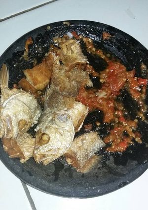 Foto resep Ikan Asin Sambal Bawang Putih