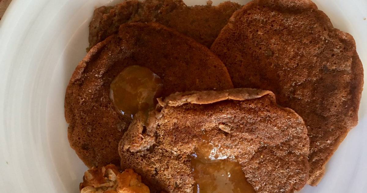 Ricetta Pancakes vegani di avena, banana e cacao di Laura Fratus Cookpad