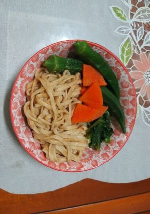 青蔬麻醬拌麵 的食譜成品照片