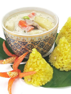 ♦泰泰風♦薑黃飯配馬沙曼咖哩 的食譜成品照片
