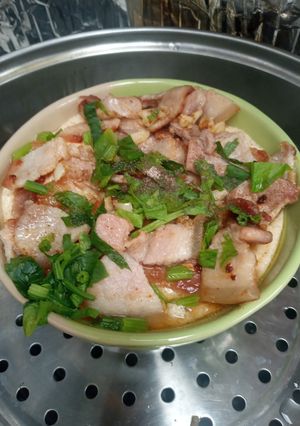 รูปของ ไข่ตุ๋นนมสดหน้าหมูสามชั้นสไลด์