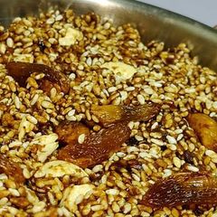 A picture of Sesame chikki.