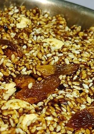 A picture of Sesame chikki.