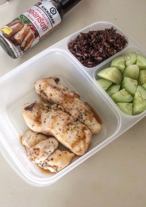 รูปของ อกไก่ซอสเทริยากิ