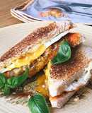 Sandwich Kim Chi Trứng Ốp La