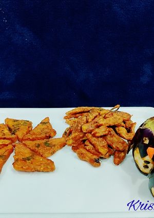 A picture of BAIGAN AND BREAD PAKODA🥰🥰.