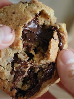 A picture of Chocolate chip cookies - Joshua Weissman.
