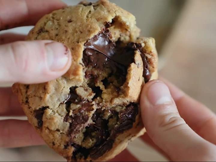 Easy Steps Make|Recipe} Chocolate chip cookies - Joshua Weissman the Tasteful, Tasty