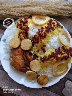 عکسی از دستور زرشک پلو با مرغ