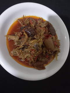 A picture of White zobo leaf soup.