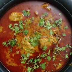 A picture of Spicy Malwani Chicken.