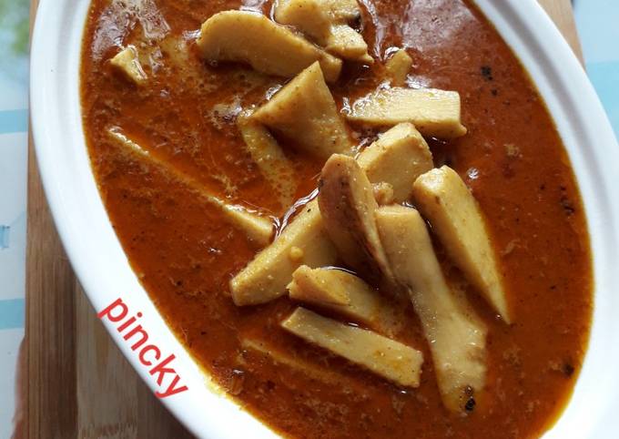 Recipe of Mario Batali Sarso ki gravy wali arbi ki sabji