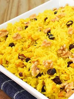 Foto de Arroz de Forno com Passas e Nozes